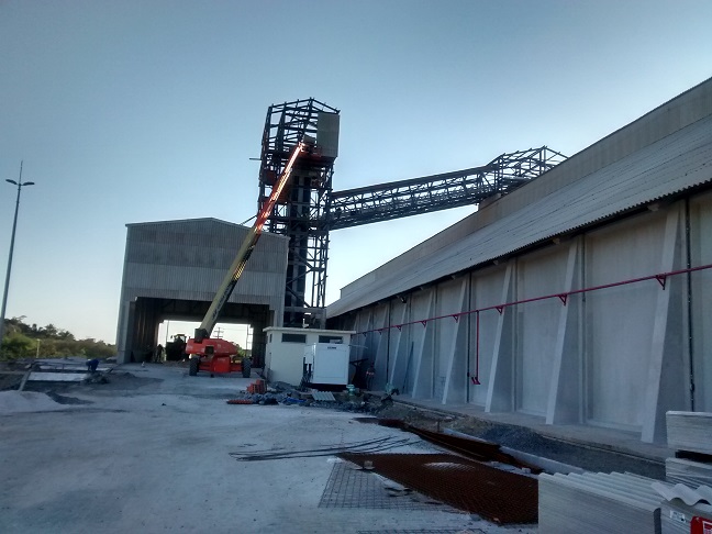 Sistema de Descarregamento a Granel